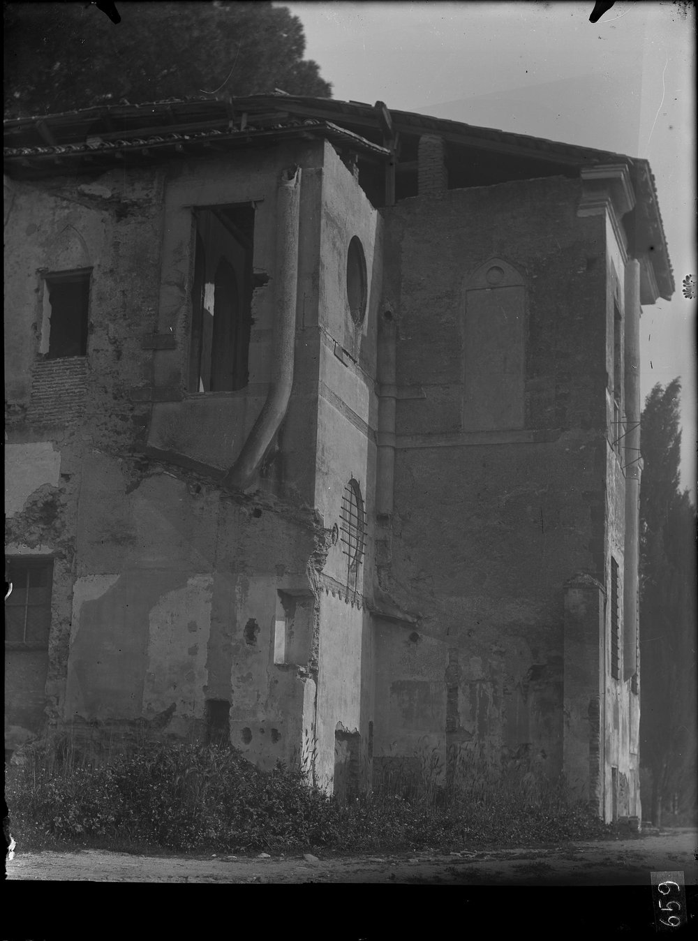 Lastra E 659 - Villa Mills.JPG