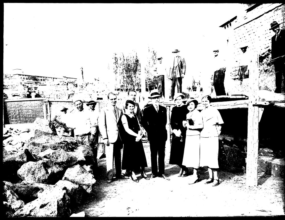 Lastra E 2448, Visite - Bartoli con visitatori al Foro Romano, non eseguite le positive.JPG