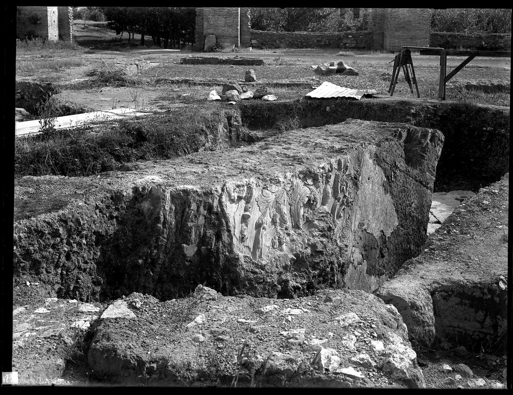 Lastra E 1235 - Basilica di Massenzio.JPG