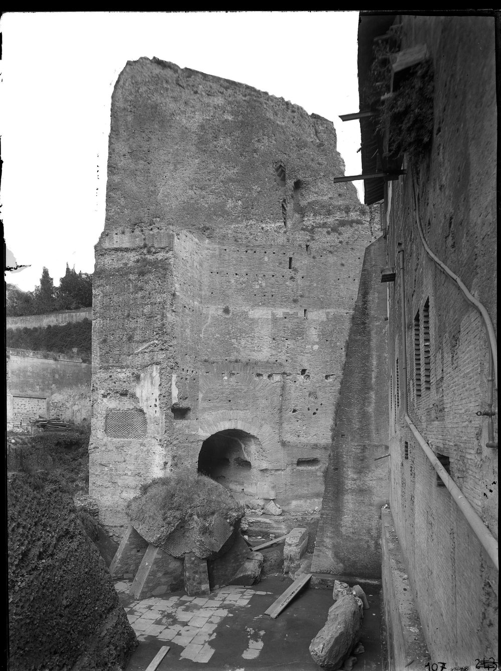 Lastra E 107 - Basilica di Massenzio.JPG
