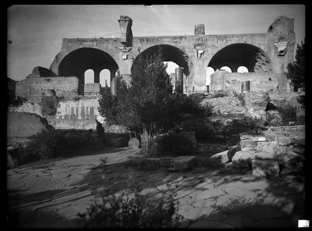 Lastra E 1244 - Basilica di Massenzio.JPG