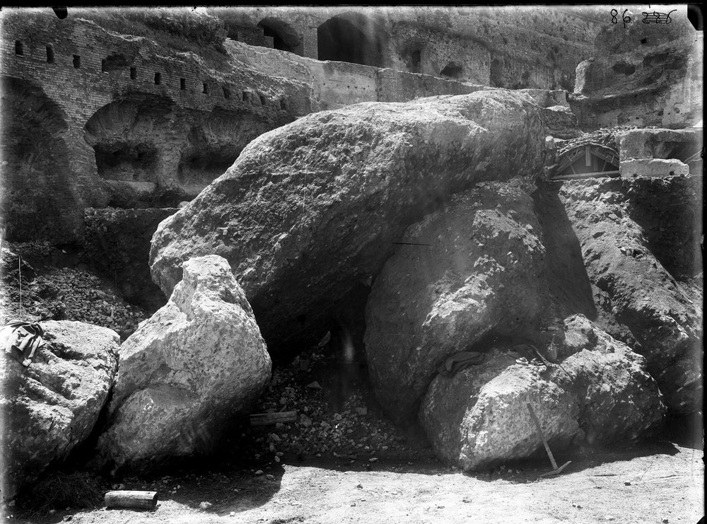 Lastra E86 - S.Maria Antiqua.tif
