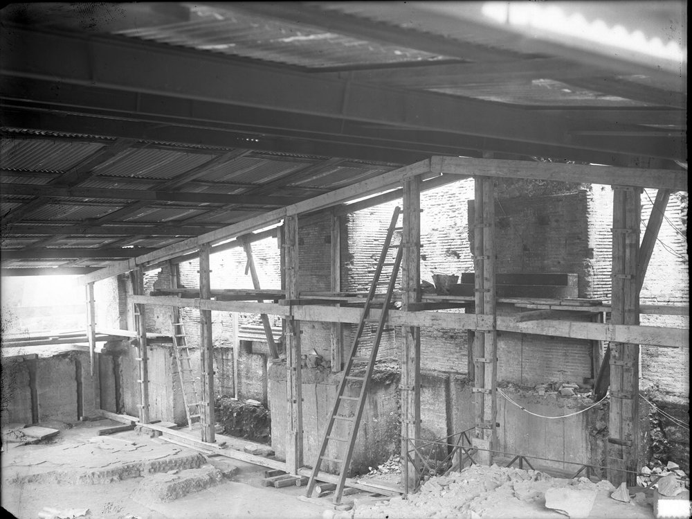 Lastra E2088 - Domus Flavia.JPG