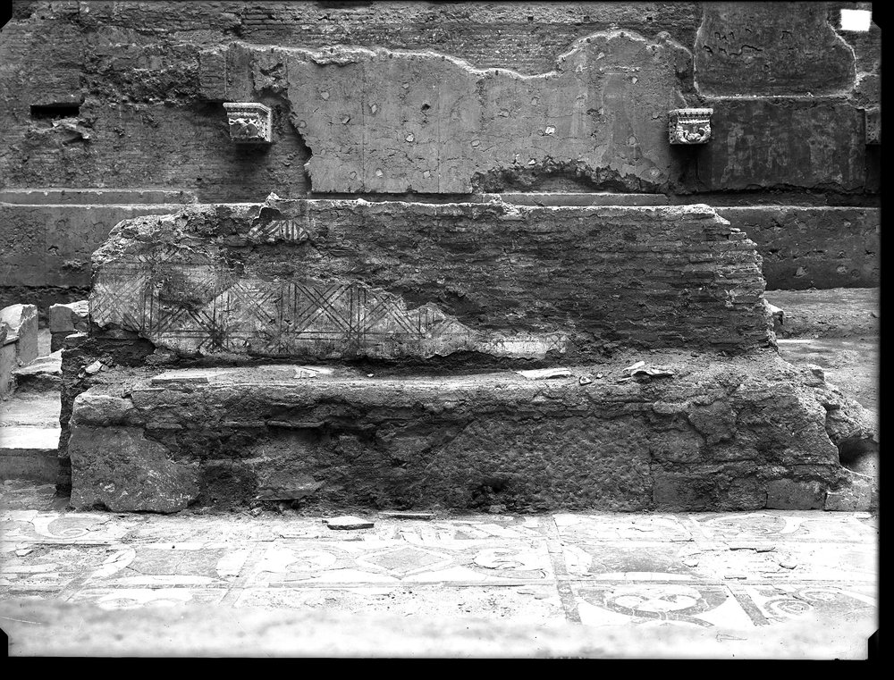 Lastra E 1497 Curia (lastra del Gab. Fotografico).JPG