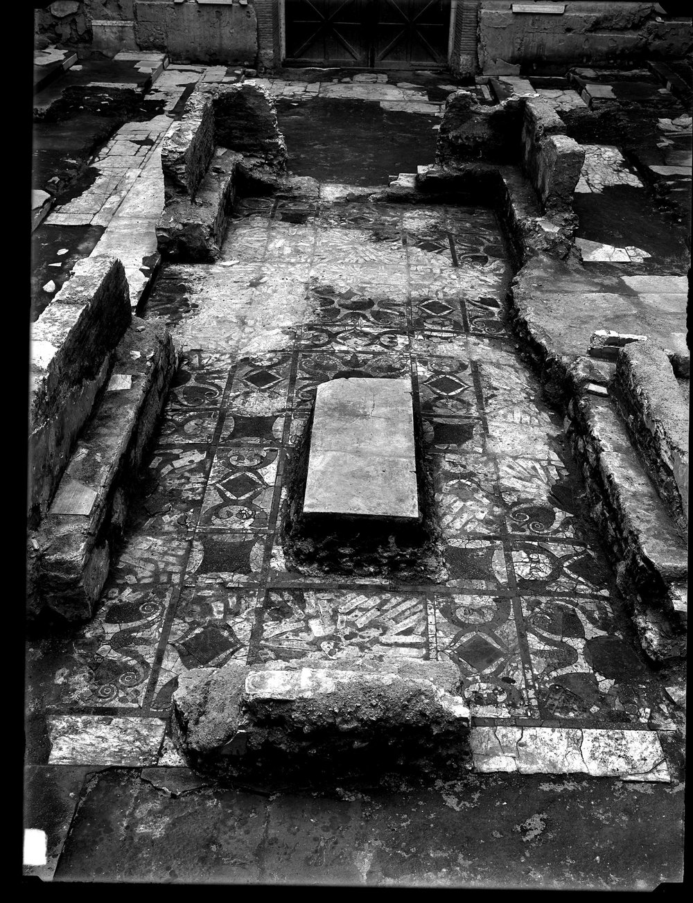 Lastra E 1480 Curia (lastra del Gab. Fotografico).JPG