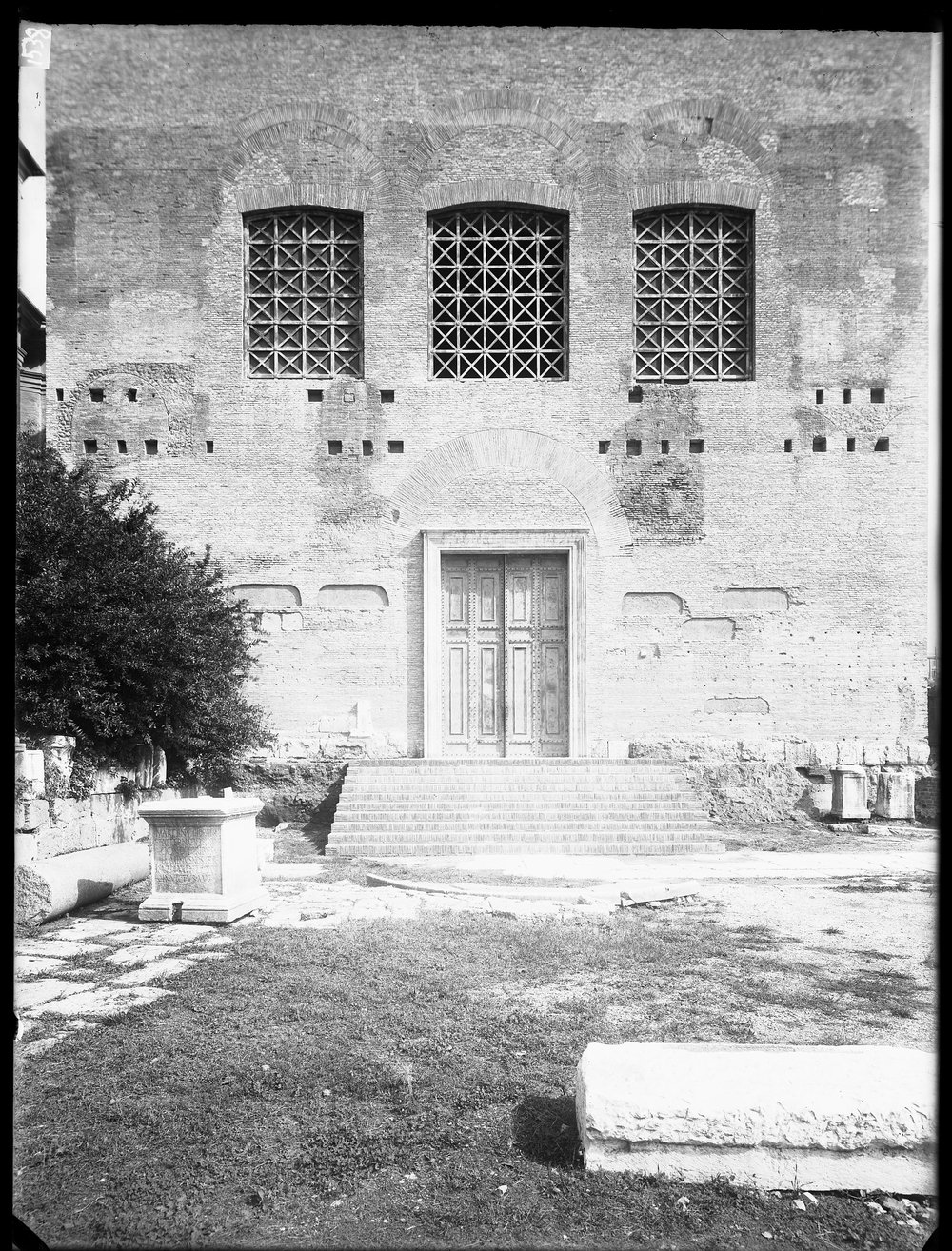 Lastra E1538 Curia.JPG