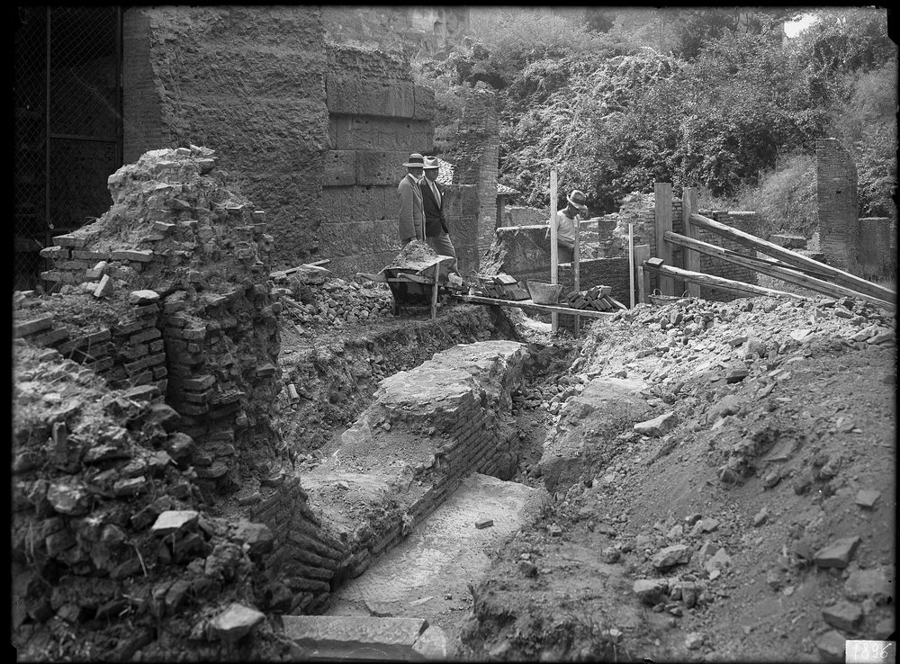 Lastra E1896 Cosiddetto Tempi di Augusto.JPG