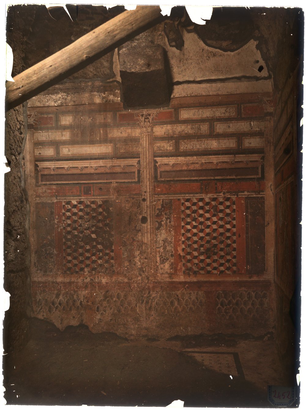 Lastra E 2452, Meg. a colori - Casa dei Grifi.tif