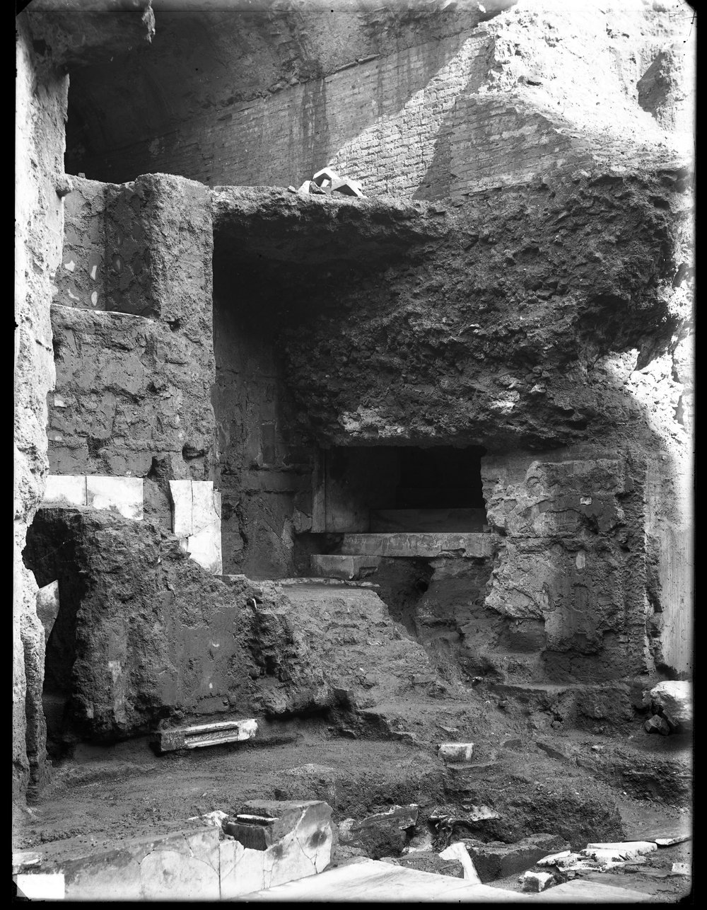 Lastra E2360 Domus Transitoria.tif