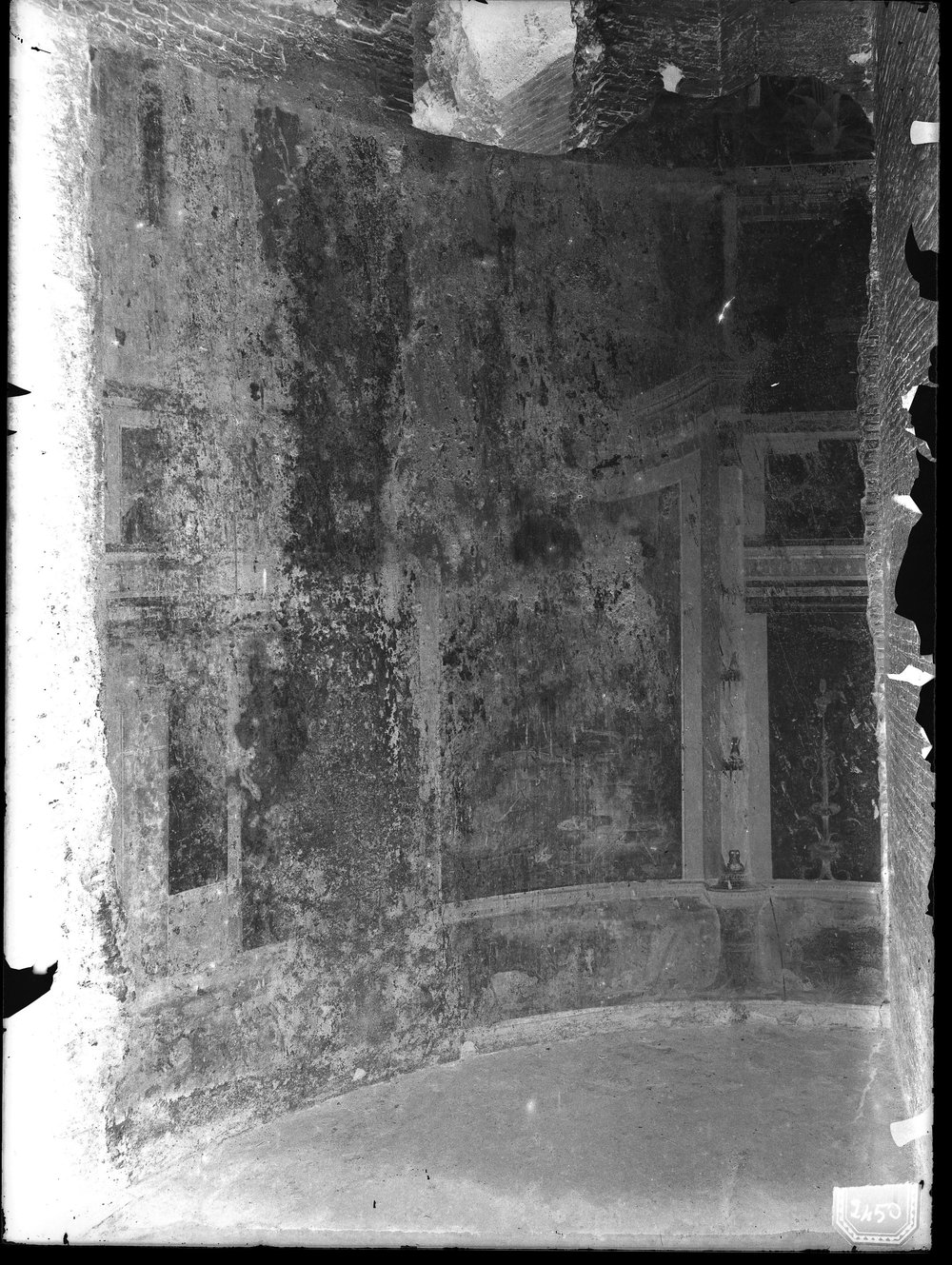 Lastra E 2450, Meg. a colori - Pitture Aula Isiaca.JPG