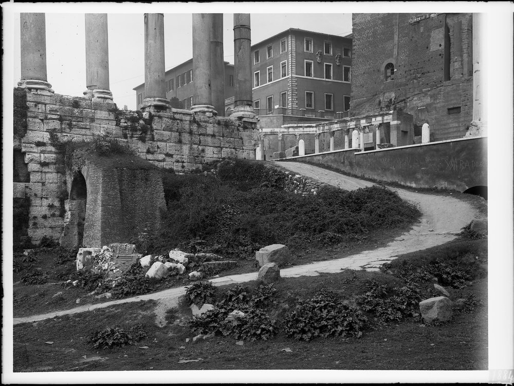Lastra E1884 Tempio di Saturno.JPG