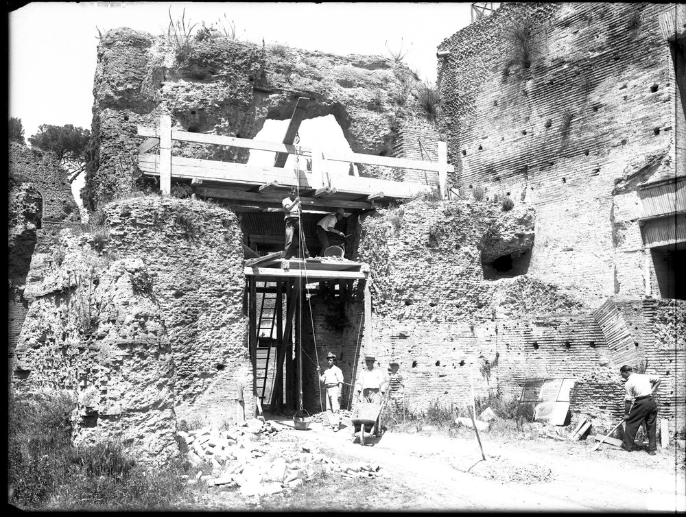 L. E 2154 - Pal. (3° Via dei Trionfi)-asf011859.JPG