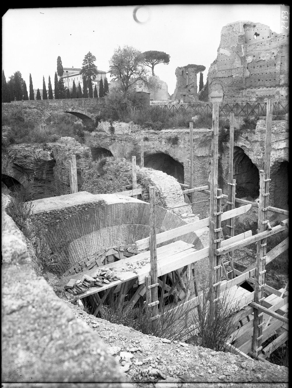 Lastra E 2153 - Palatino (3° Via dei Trionfi).tif