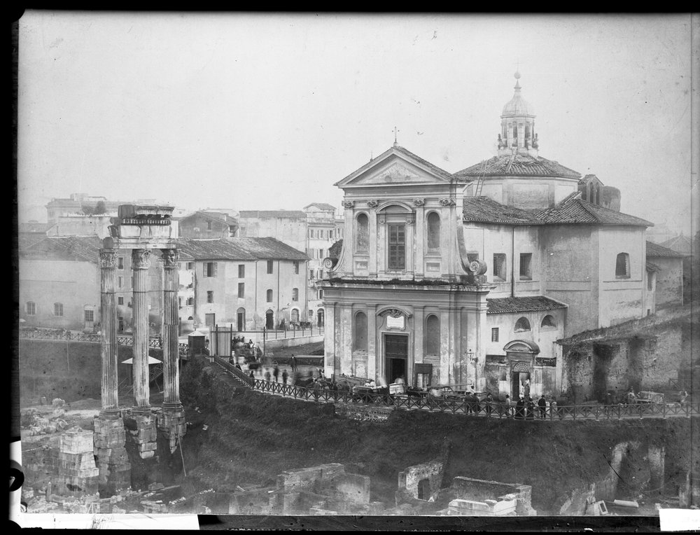 Lastra E2372 Santa Maria Liberatrice.jpg
