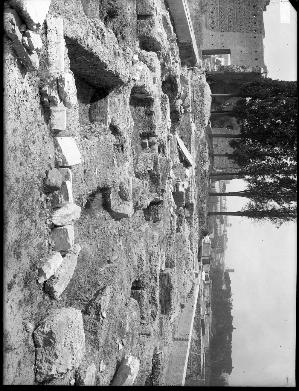 FOTO E714 domus augustana.tif