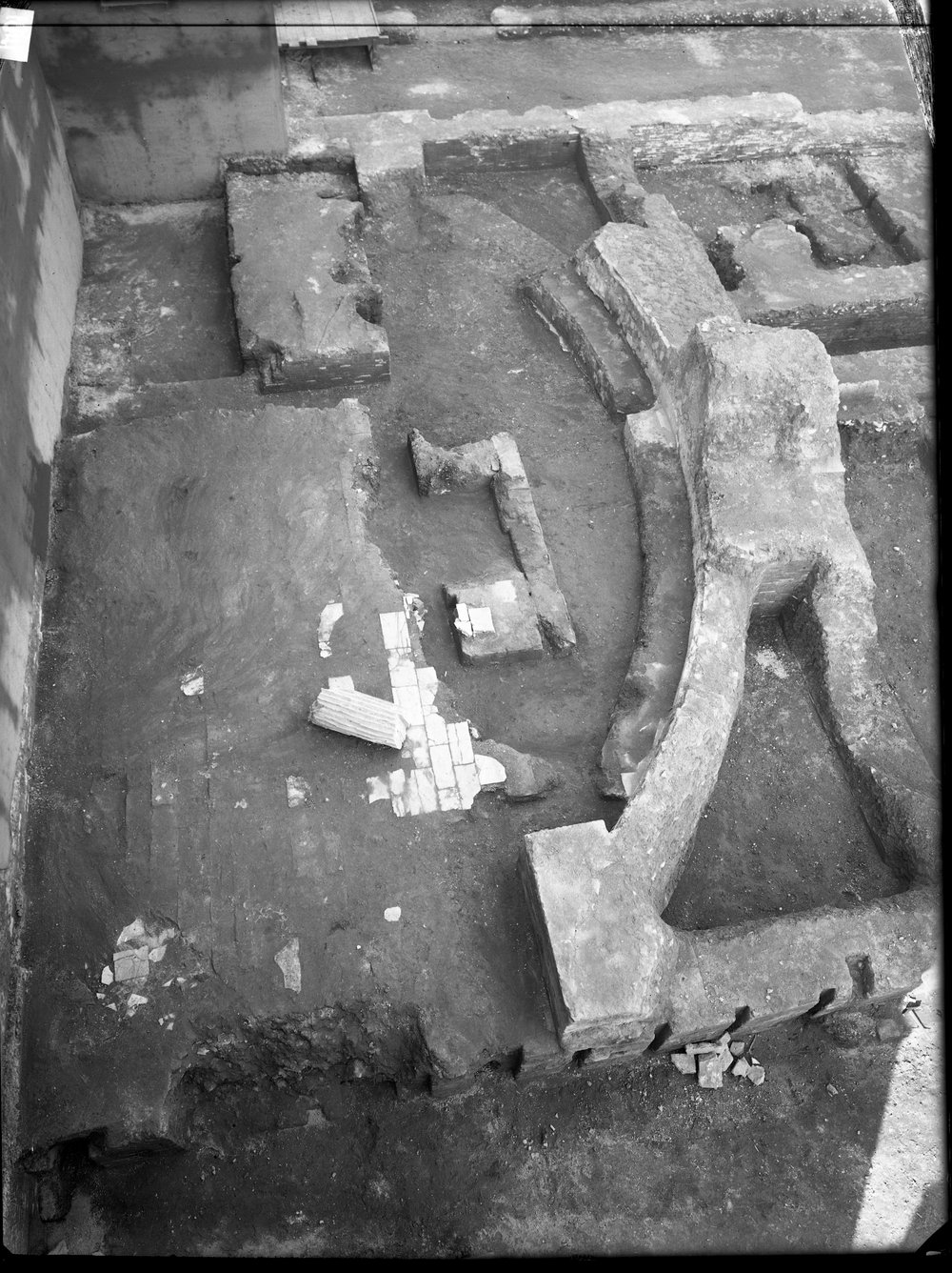 Lastra E-1041 - domus agustana.tif