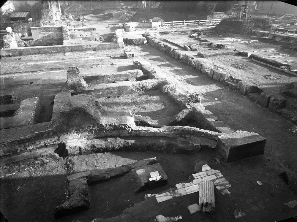 Lastra E-833 domus augustana.tif
