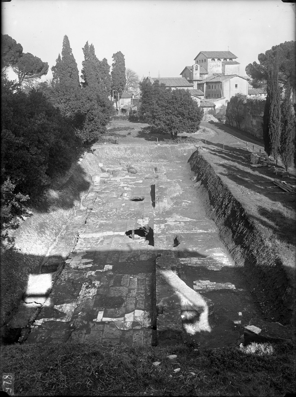 Lastra E-825 domus augustana.tif