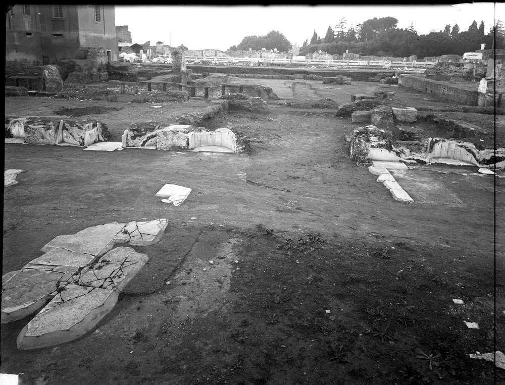 Lastra E-1043 - domus agustana.tif