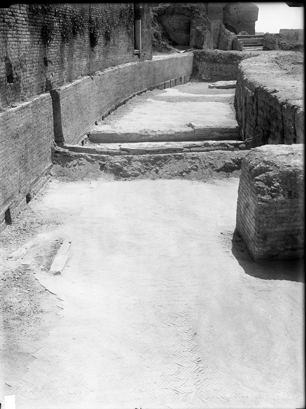 Lastra E-863 domus augustana.tif