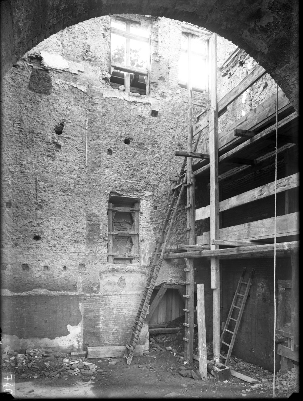 Lastra E-740, Domus Augustana.tif