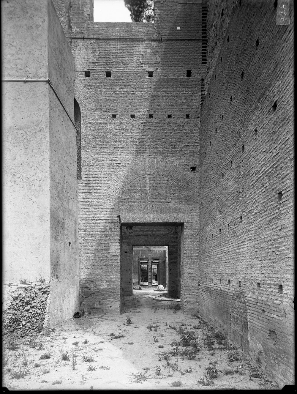Lastra E- 726, Domus Augustana.tif