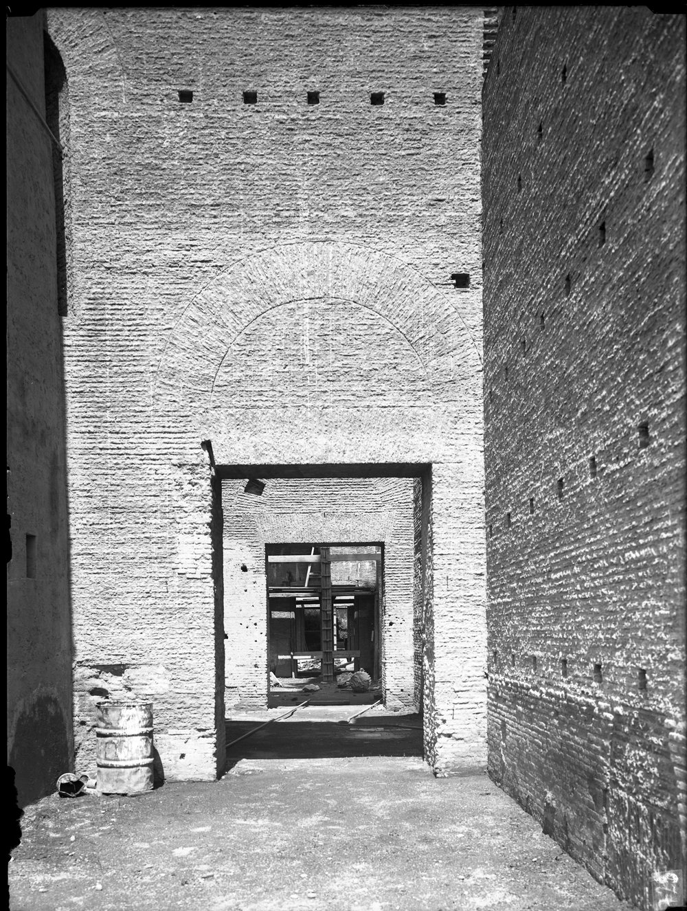 Lastra E-725, Domus Augustana.tif