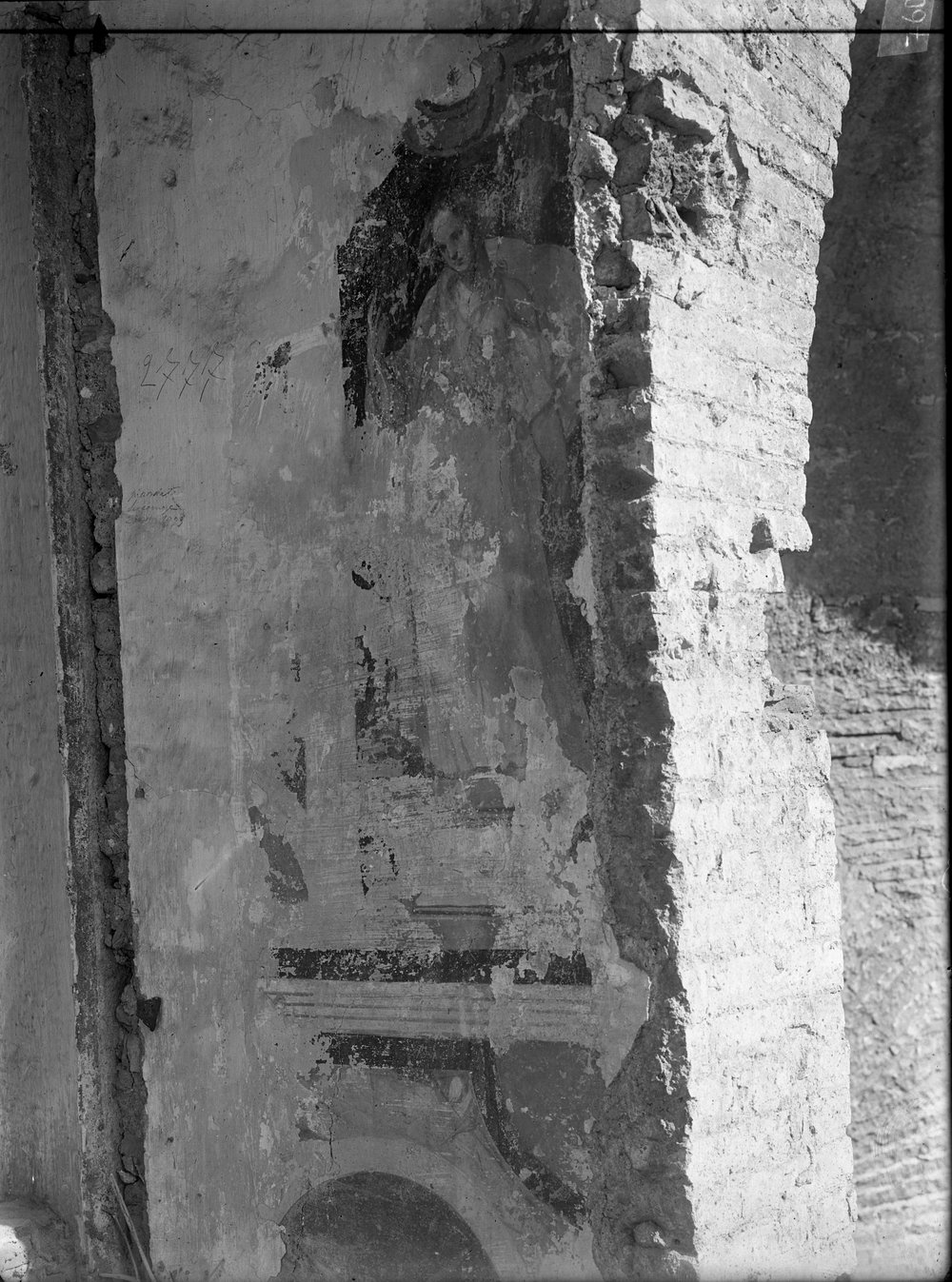 Lastra E-760 Domus Agustana.JPG