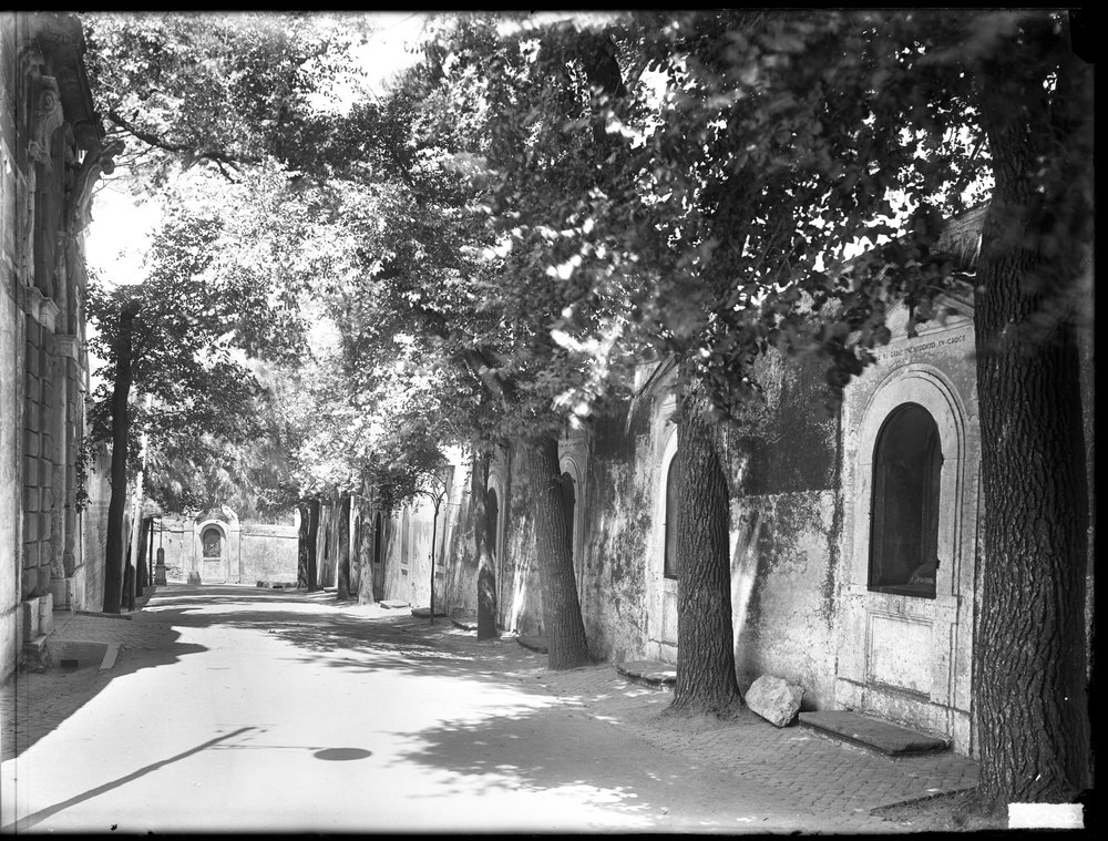 Lastra E2252 - Via San Bonaventura.JPG