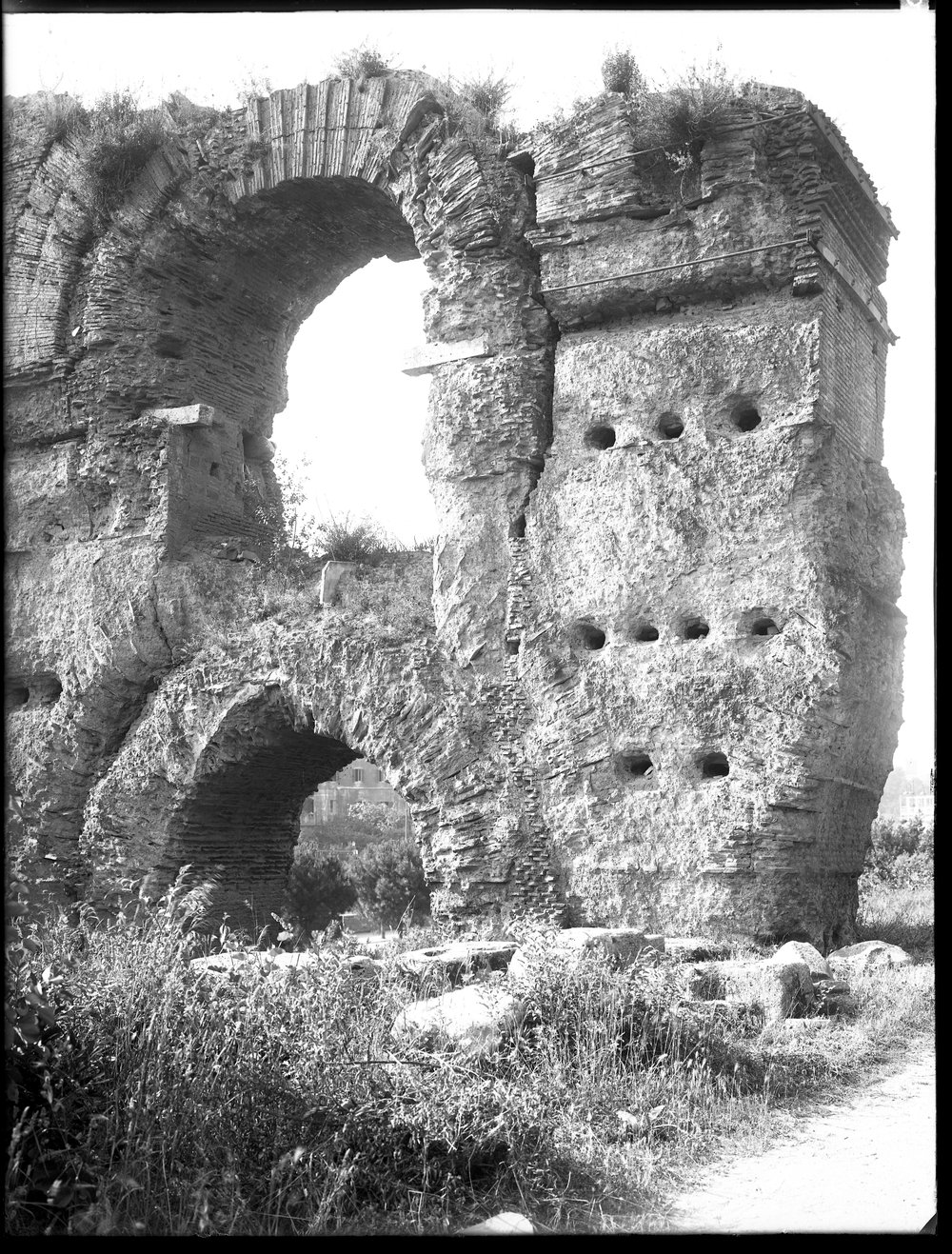 Lastra E2200 - Palatino - Acquedotto.tif