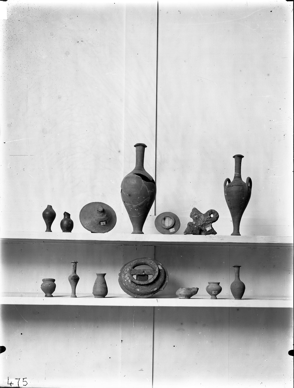 Lastra E 1442 - A.F. - Sala di Vesta, materiali scavi Boni.tif