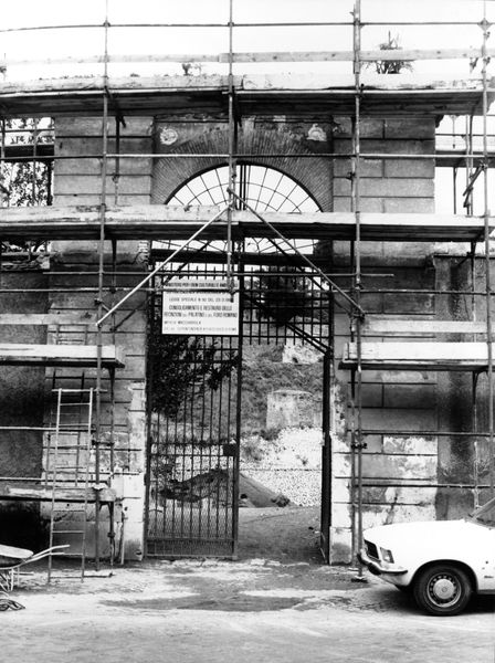 005453 - restauro - Lavori di rifacimento muro di cinta