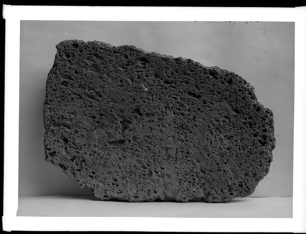 E 1376 Antiquario Forense - materiale pozzo arcaico di Vesta.tif