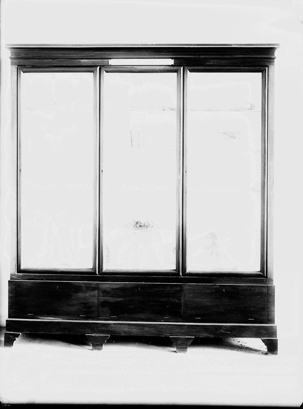 Lastra E-1655 - Antiquario Forense - Salone.tif