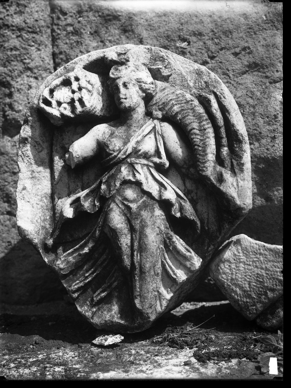 Lastra E 1704 - Antiquario Forense - Fabbricato e chiostro.tif