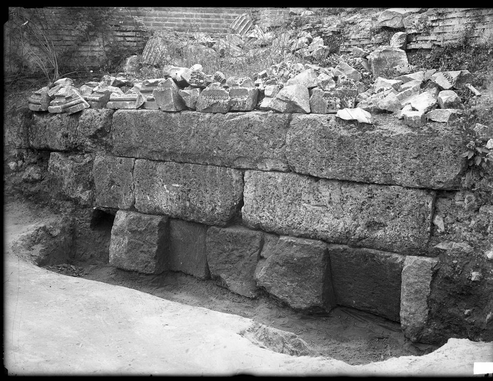 Lastra E1353 - Tempio di Vesta.jpg