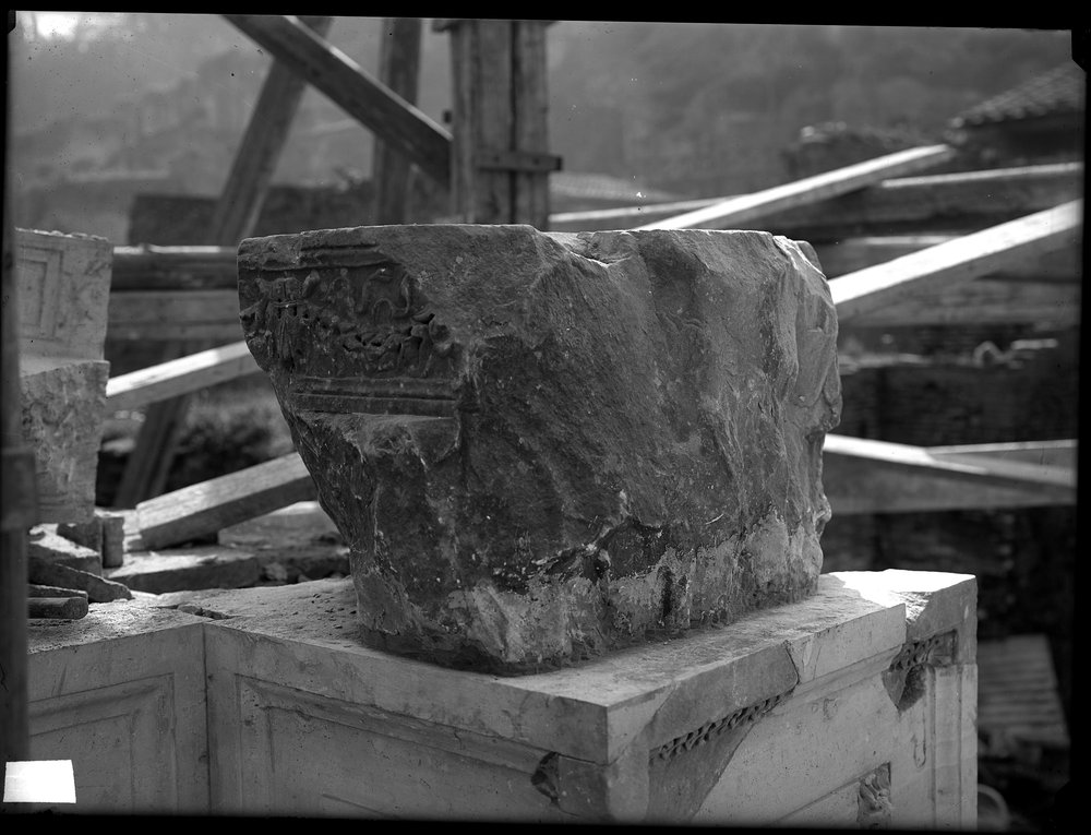 Lastra E1336 - Tempio di Vesta.JPG