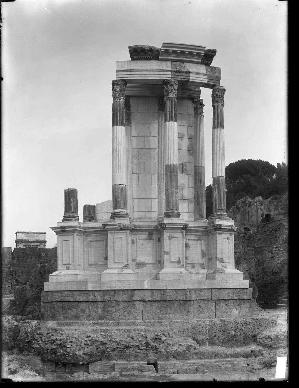 Lastra E1364 - Tempio di Vesta.jpg