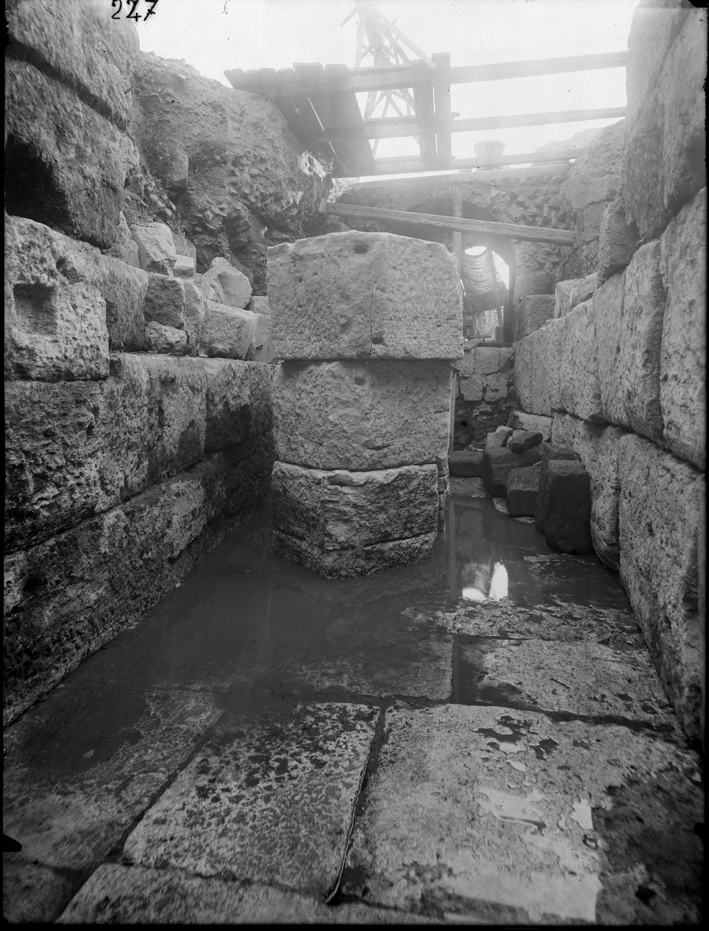 foto E247 cloaca massima.JPG