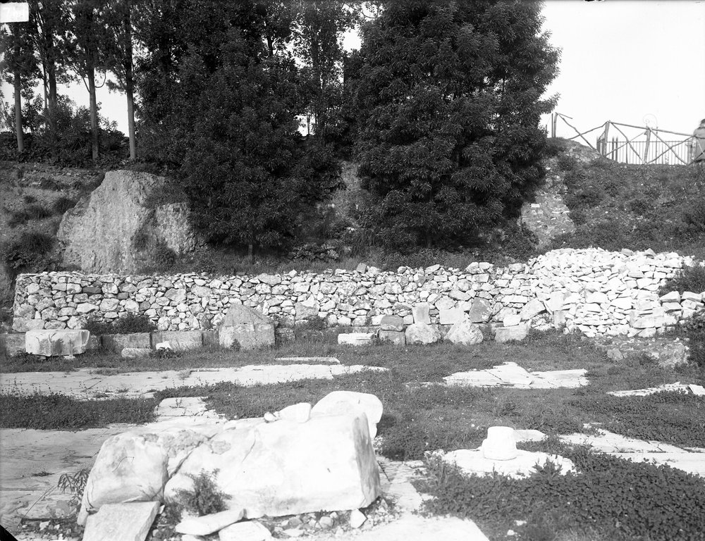 Lastra E- 1143 Basilica Emilia.JPG