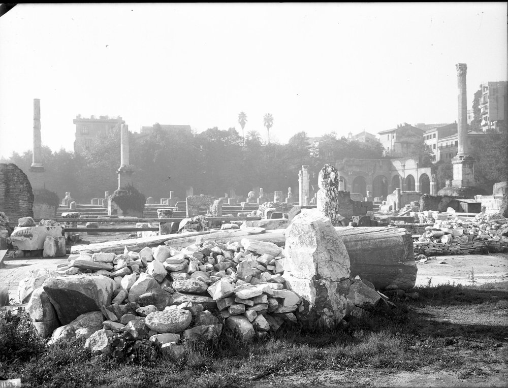 Lastra E1158 - Basilica Emilia.JPG