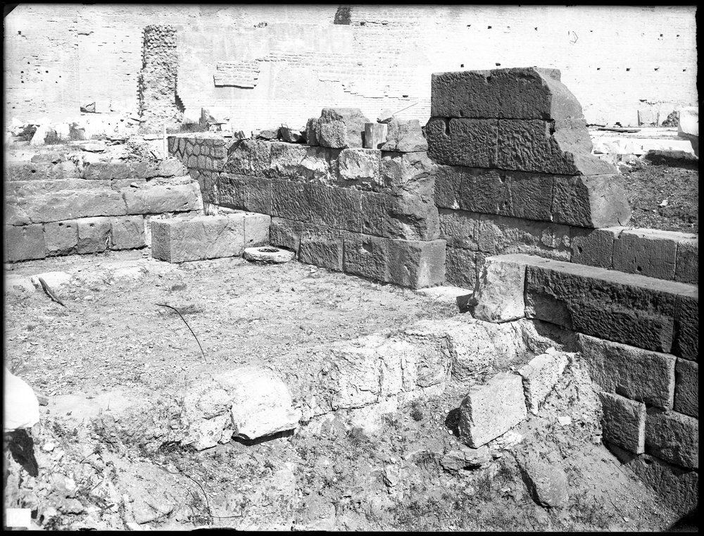 Lastra E-1097, Basilica Emilia.JPG