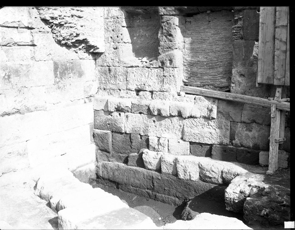 Lastra E-1098, Basilica Emilia.JPG