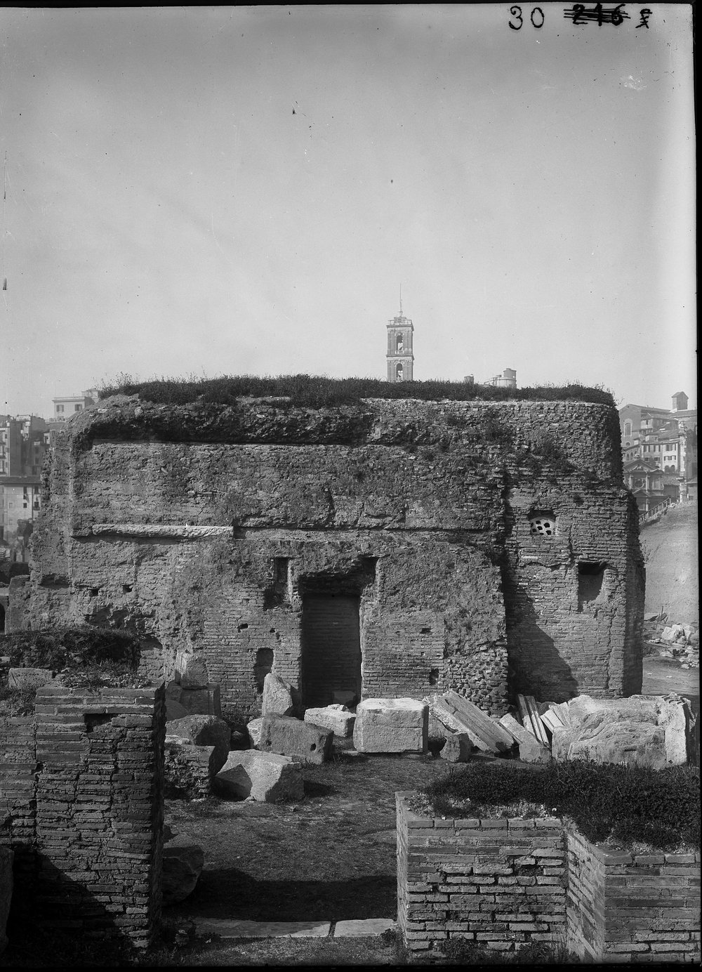 Lastra E30 Via Sacra.JPG