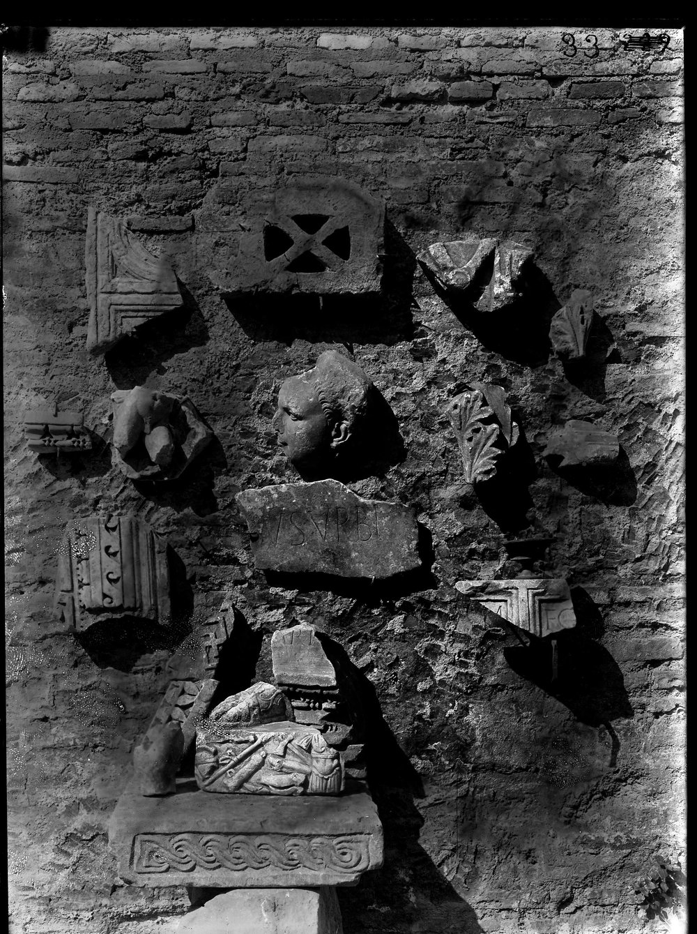 Lastra E33 Via Sacra.JPG
