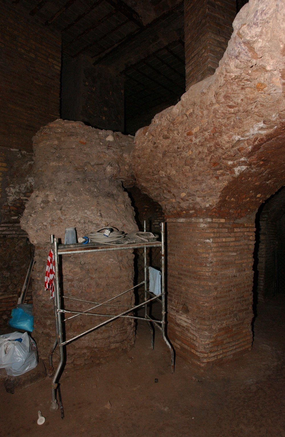 case romane 033.jpg