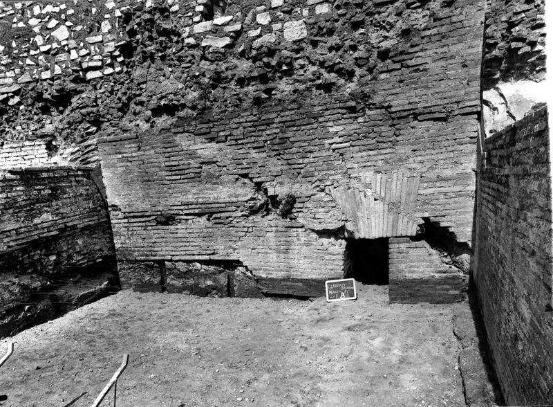 002209 - restauro - Clivio Palatino, ambiente B: lavori 1985