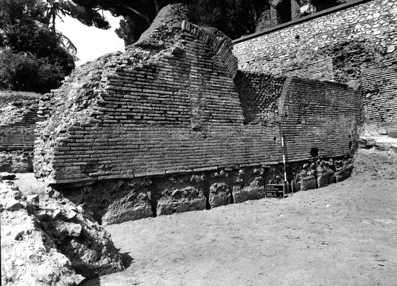 005563 - restauro - Clivio Palatino, ambiente D: lavori 1985