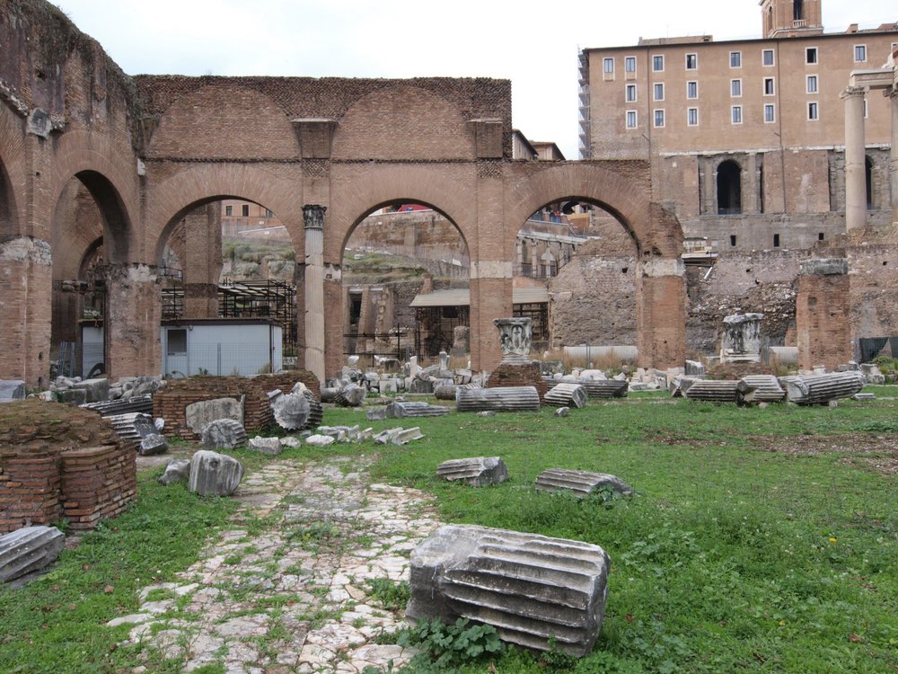 lato arcate verso Saturno, tettoie.jpg