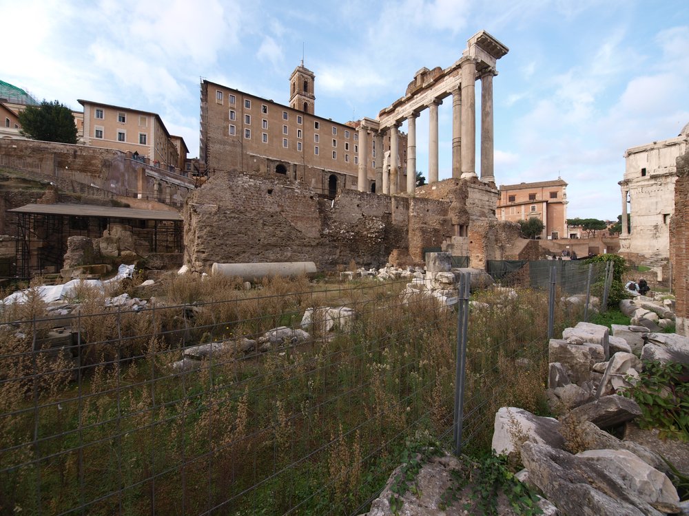 vista gene. da Basilica a Saturno.JPG